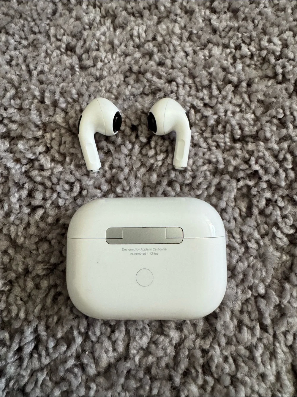 Apple AirPods Pro No Box Both AirPods and Charging Case